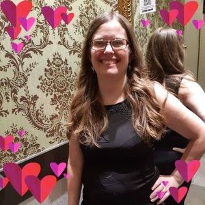 Meet your Posher, Julie